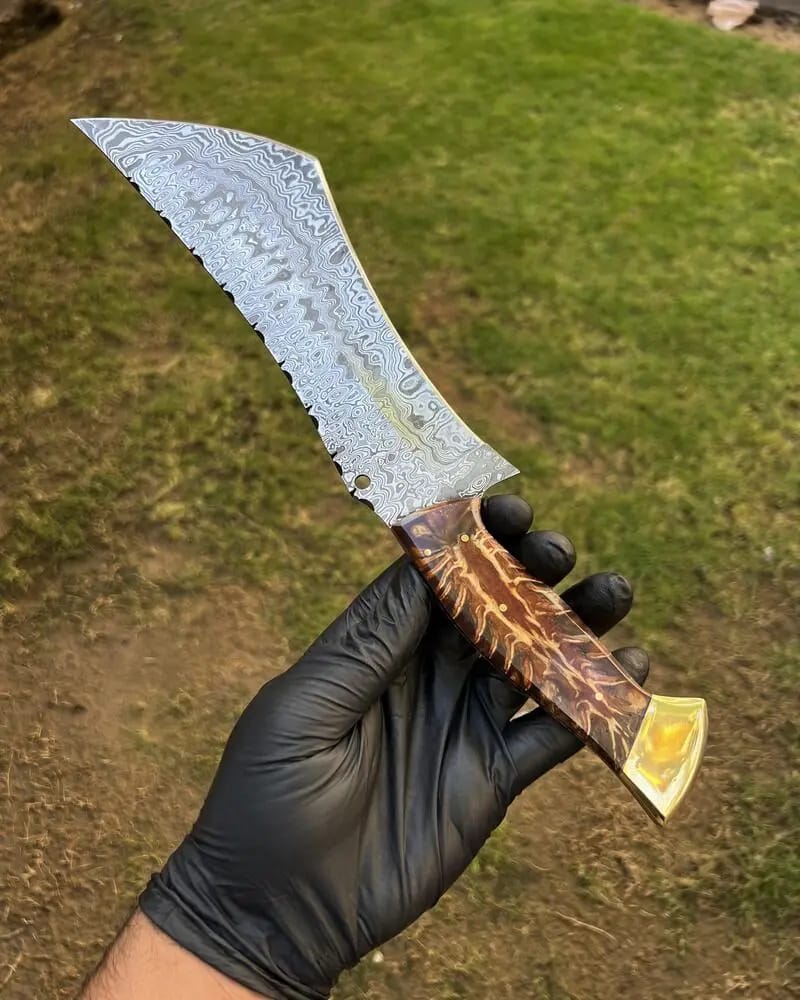 Handmade Damascus Steel Knife: Resin Wood Handle, Leather Sheath