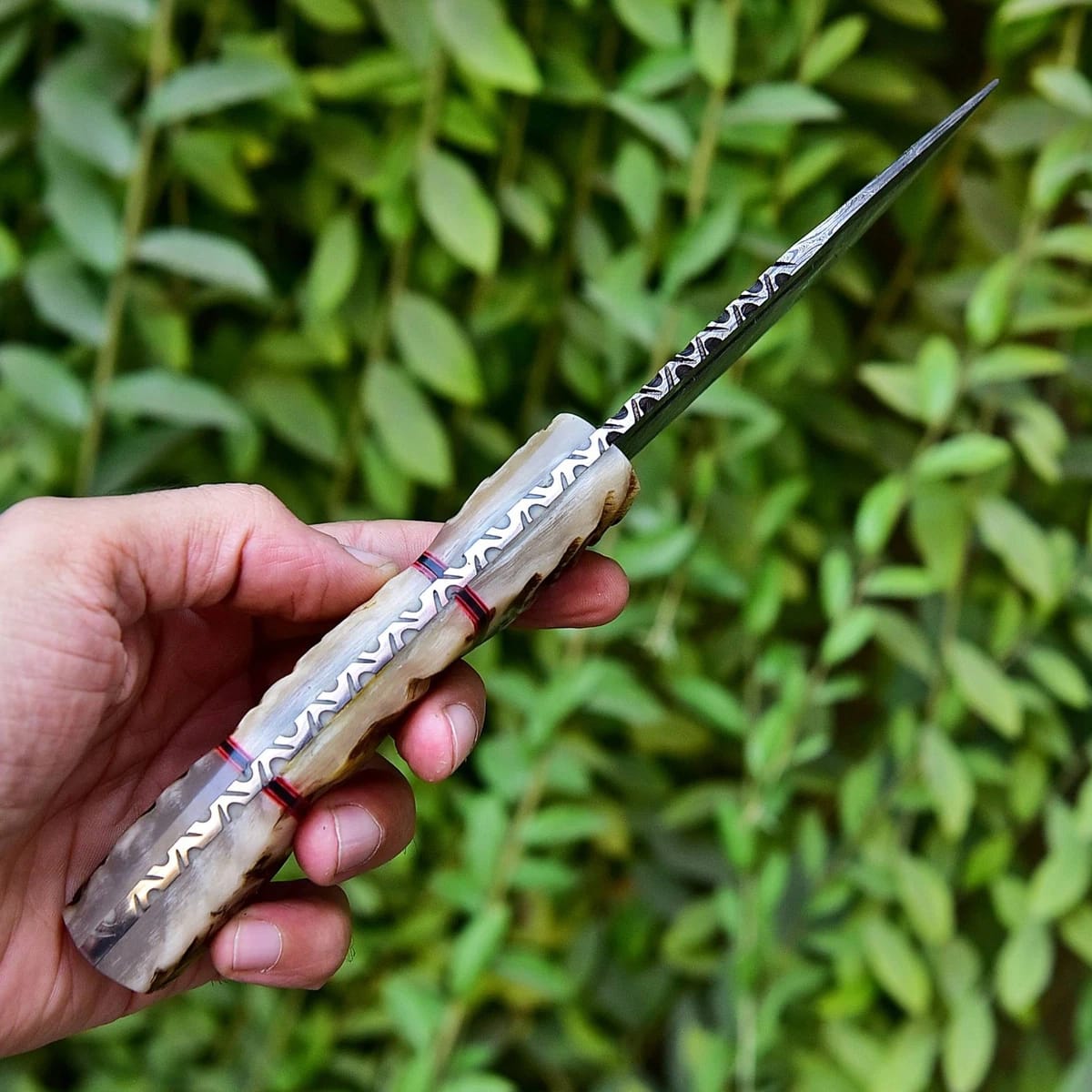 Handmade Damascus Steel Hunting Knife with Ram Horn Handle