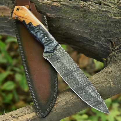 Handmade Damascus Steel Knife with Black Resin Wood Handle