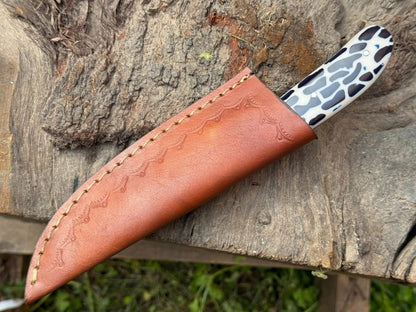 Handmade Damascus Steel Skinner Knife with Honeycomb Resin Handle