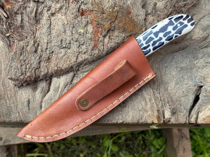 Handmade Damascus Steel Skinner Knife with Honeycomb Resin Handle